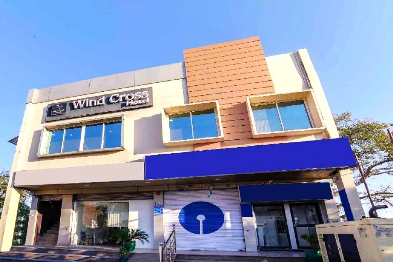 Hotel The Wind Cross Kālka Exterior foto